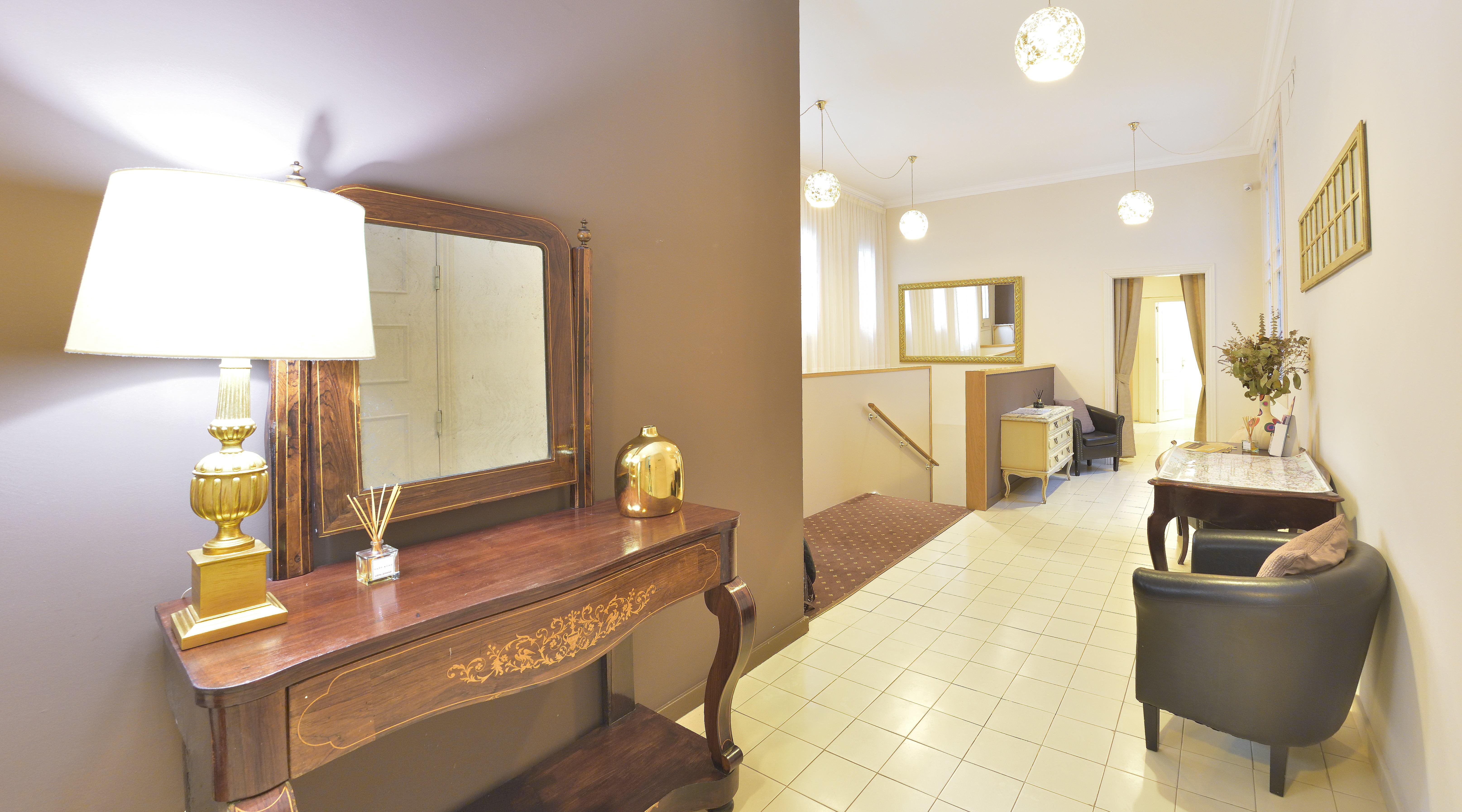 Mihlton Barcelona Boutique B&B (Adults Only) 外观 照片